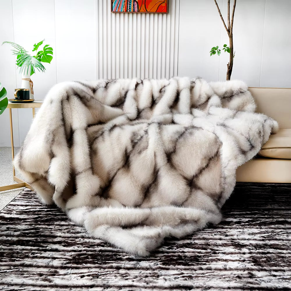High-End Faux Fur Blanket - Elegant Plaid Design for Beds and Sofas