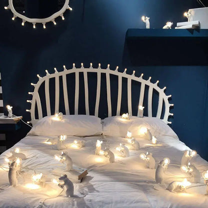 Creative Nordic Resin Mouse Desk LED Night Lamp