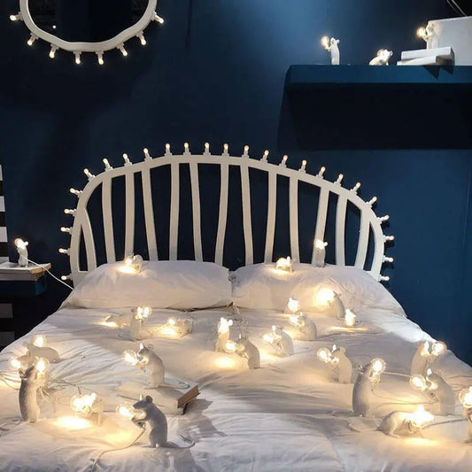Creative Nordic Resin Mouse Desk LED Night Lamp