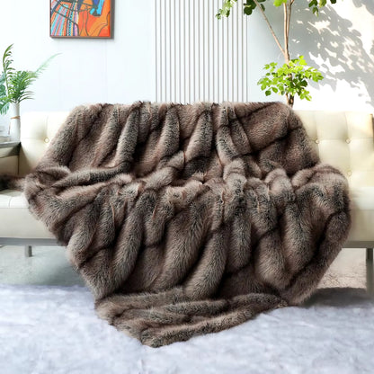 High-End Faux Fur Blanket - Elegant Plaid Design for Beds and Sofas