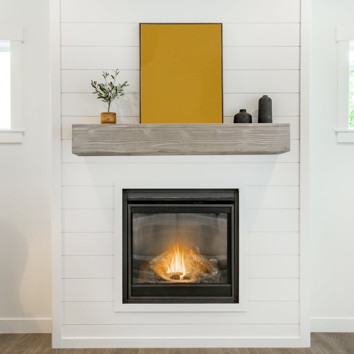 Country Wood Mantelpiece, Wall-mounted Floating Rack